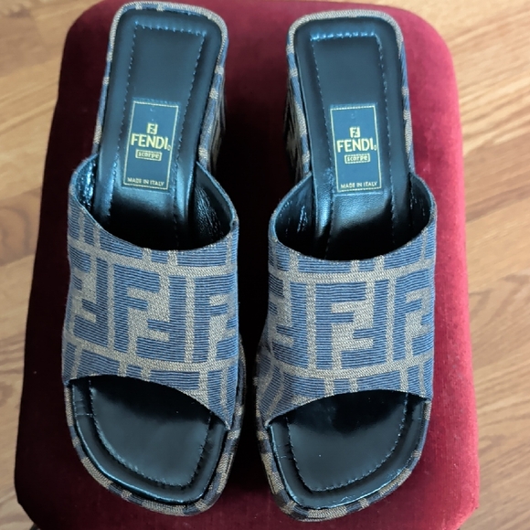 Fendi Women's Black and Brown Patterned Mules Size 9 M
